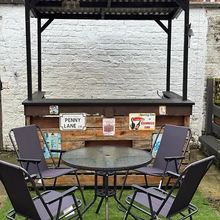 Excellent, Comfortable Location To Visit Belfast Holywood  Exterior photo