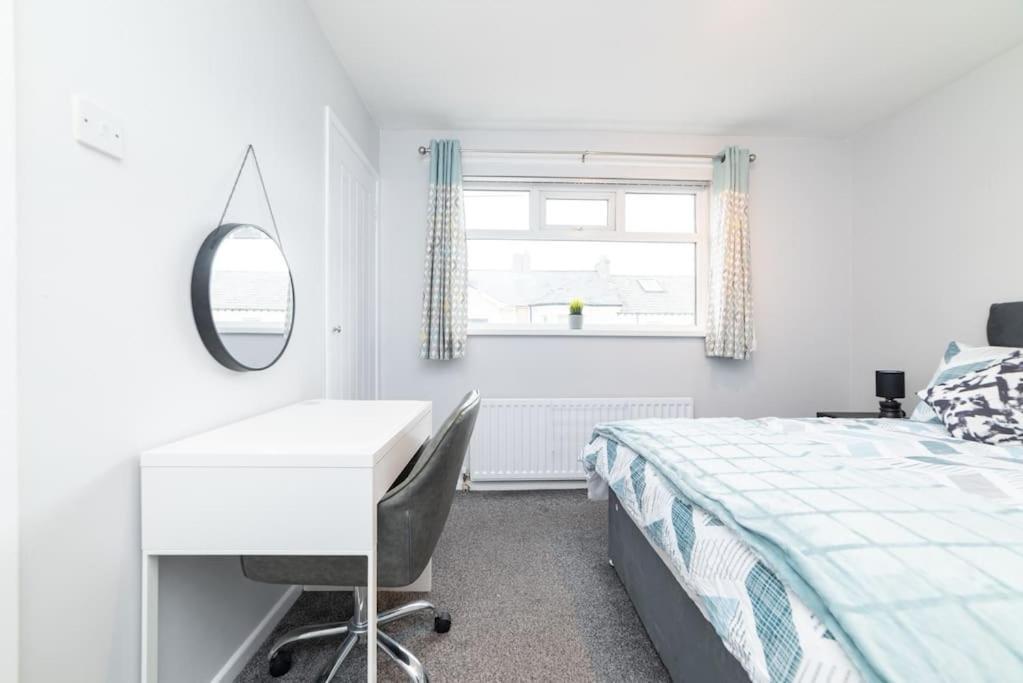 Excellent, Comfortable Location To Visit Belfast Holywood (Down)
